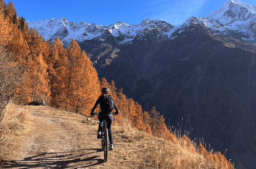 Randonnée VTT en vélo électrique à Nendaz en Valais Suisse
